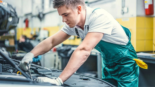 How to Choose the Right Work Gloves for Mechanics?